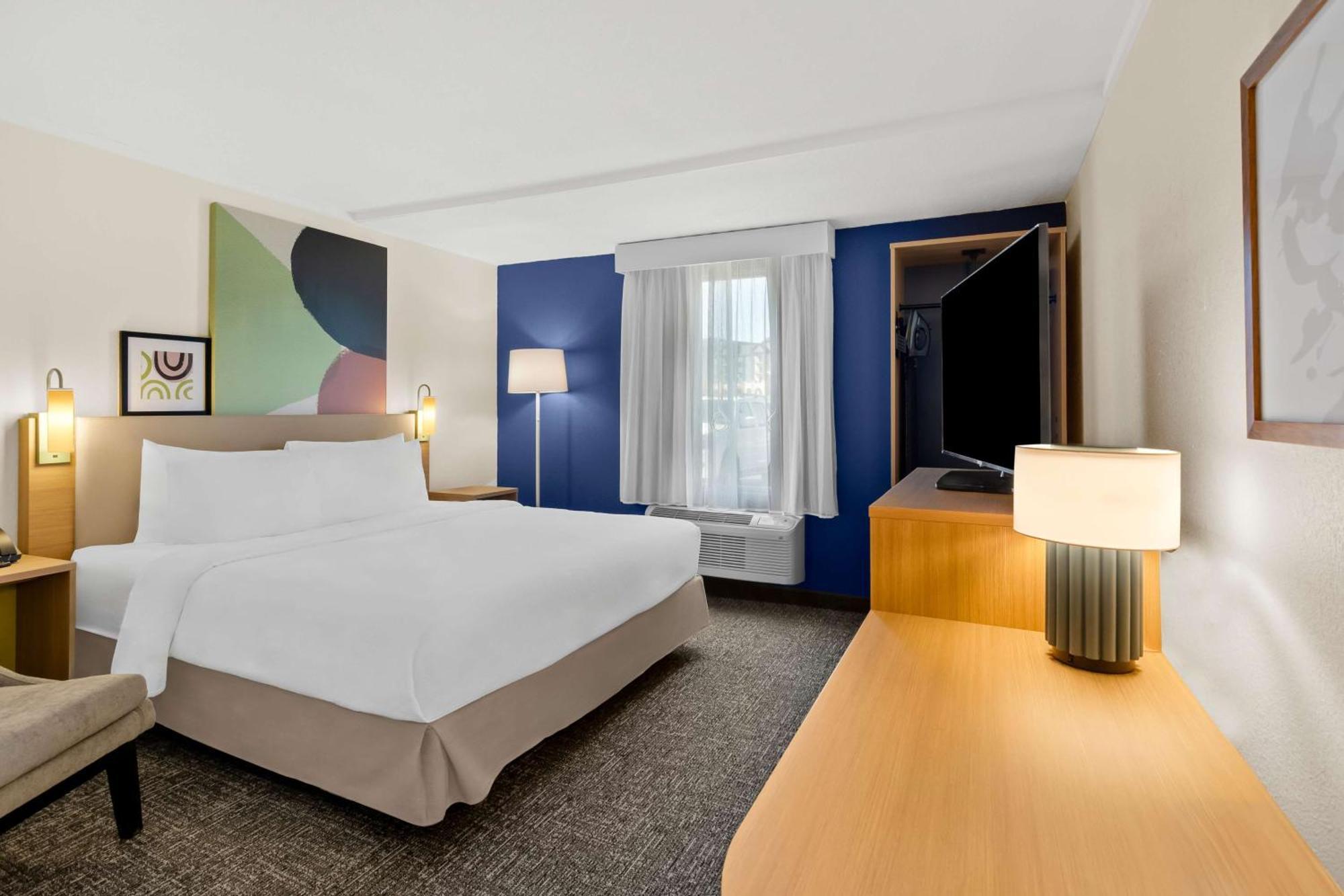 Spark By Hilton Daleville Roanoke North Экстерьер фото