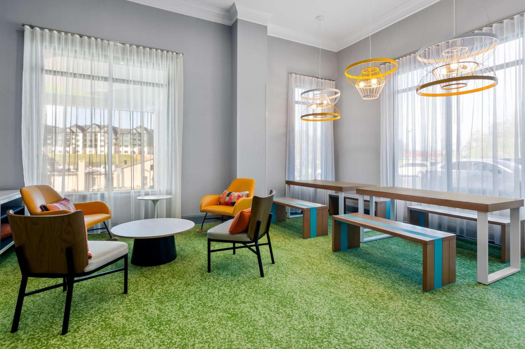 Spark By Hilton Daleville Roanoke North Экстерьер фото